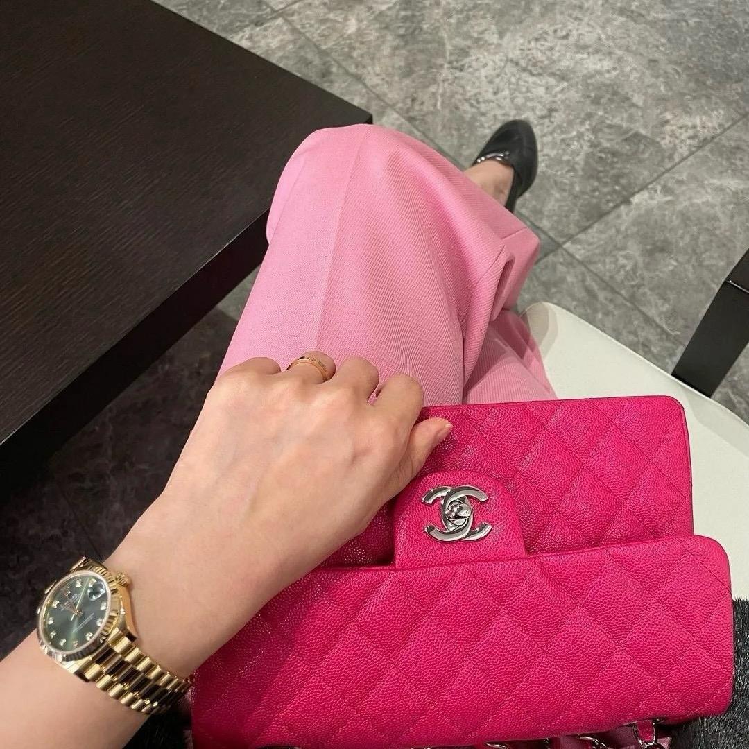 Vicky奢奢倩倩