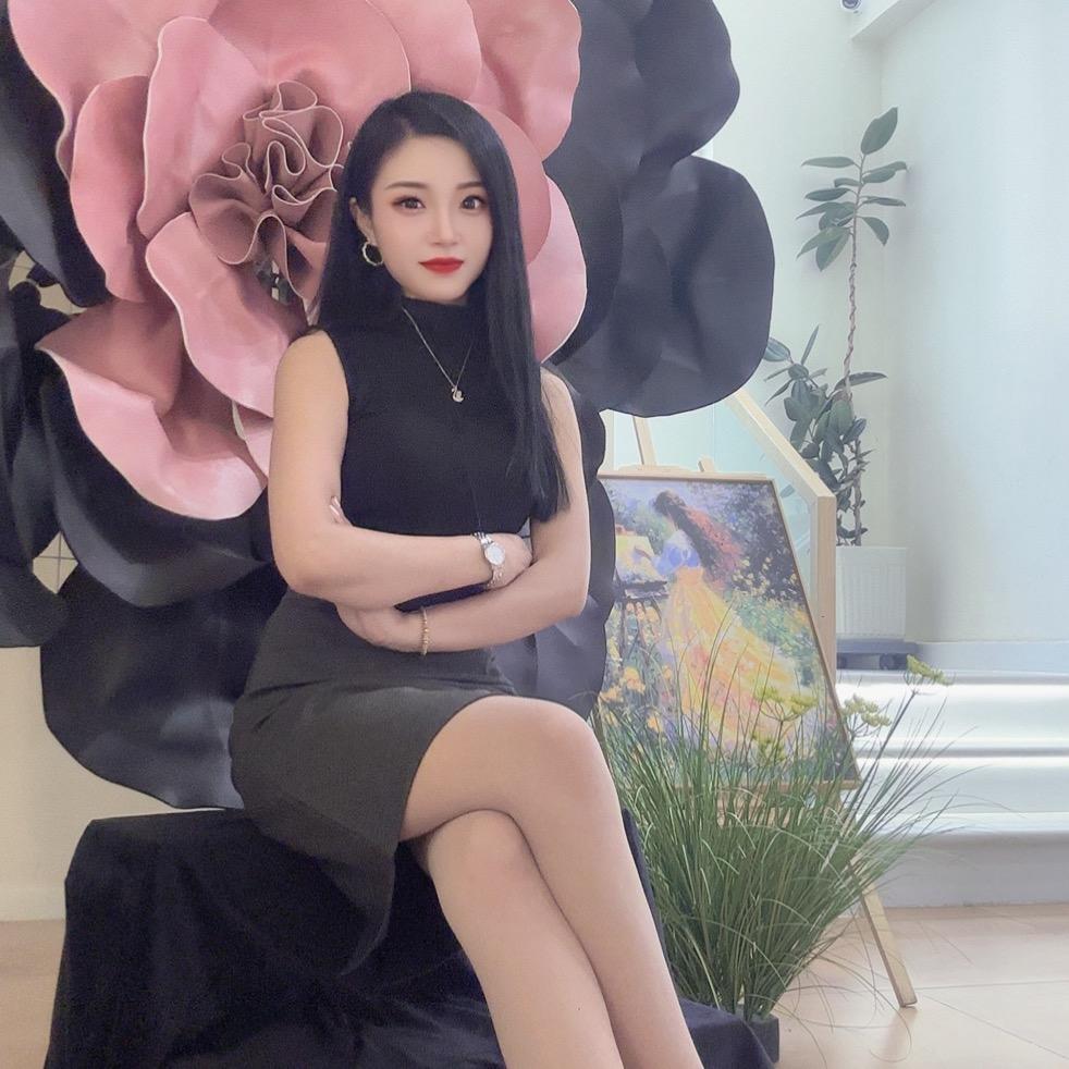 N•H女装👚衣橱美甲美睫💅