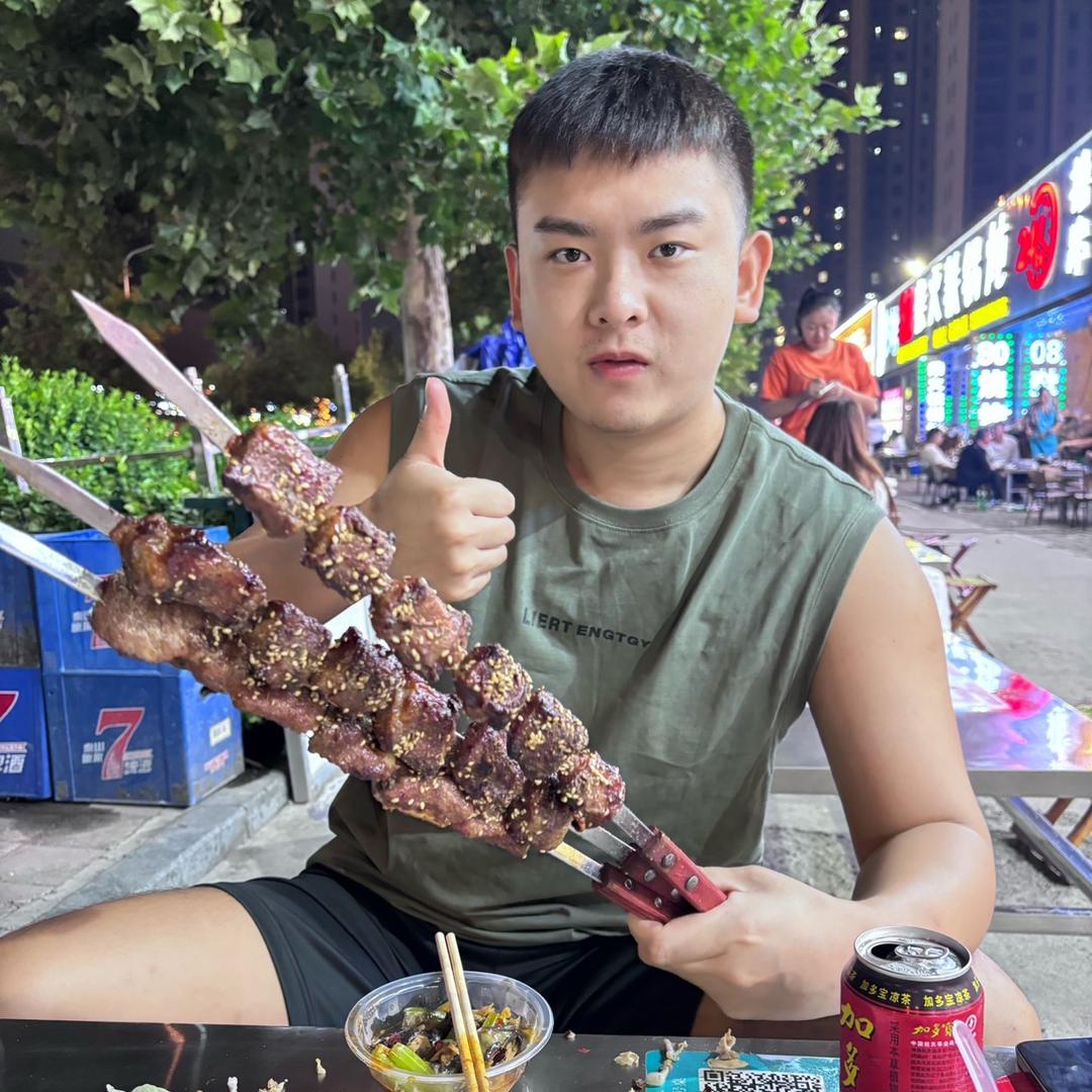 哈尔滨油边王 大豪