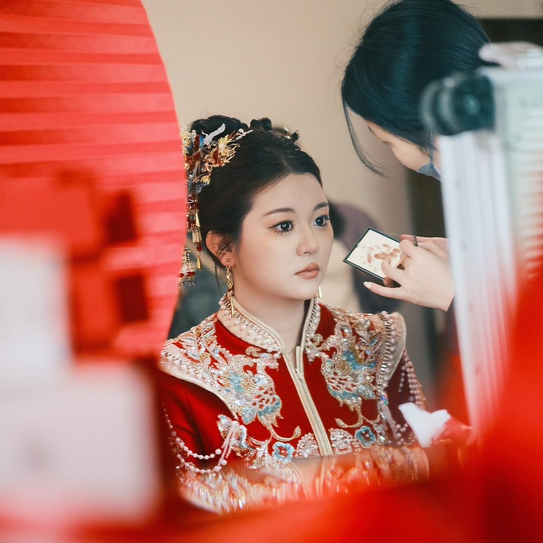 爱化妆的笑笑呀🎀