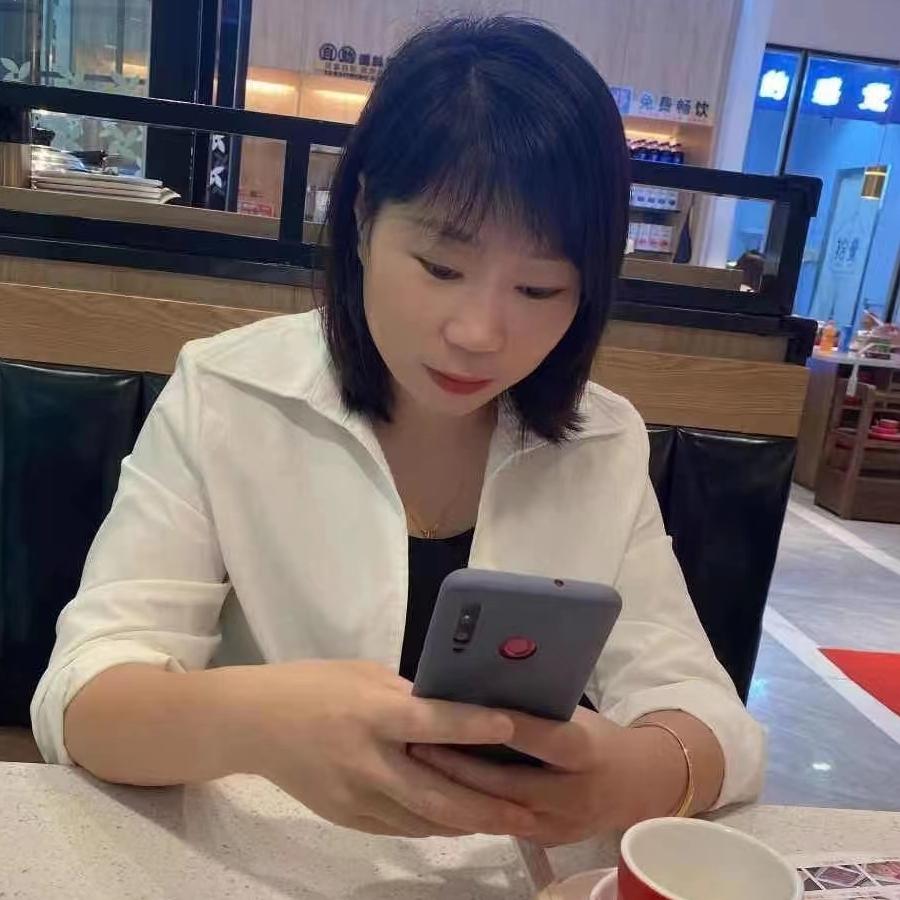 思肤思娜