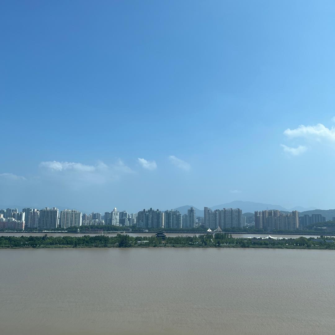 美好生活头像