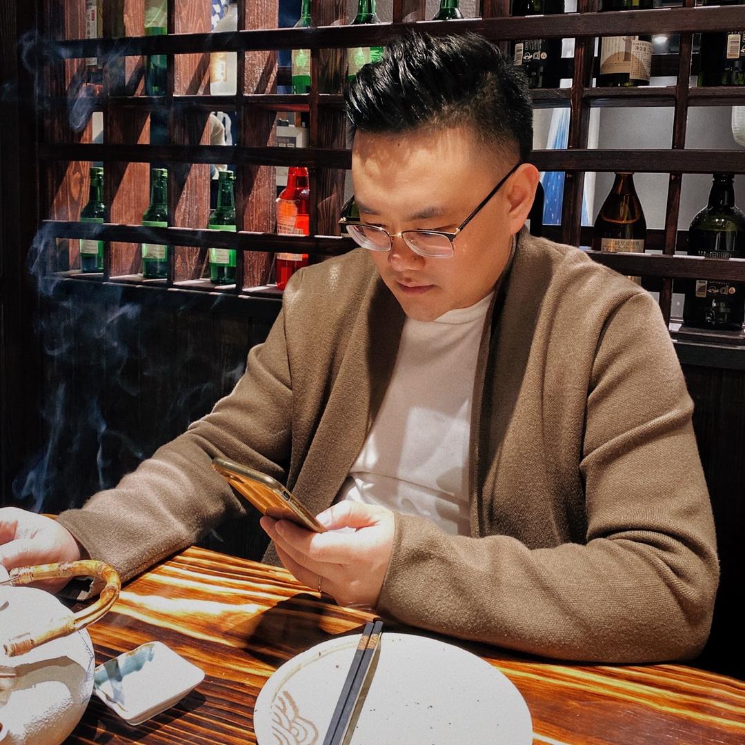 大脸潘儿