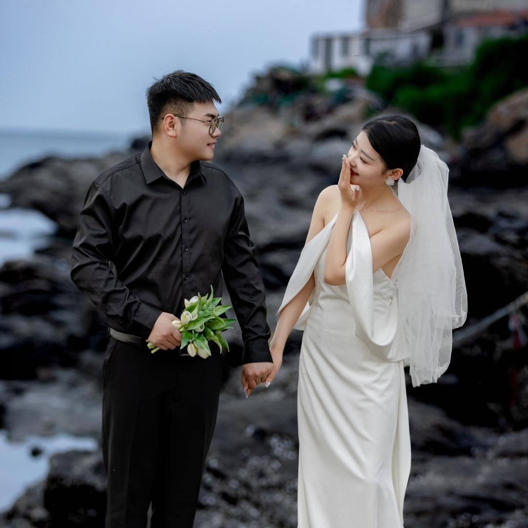 瑞青美妆集合店