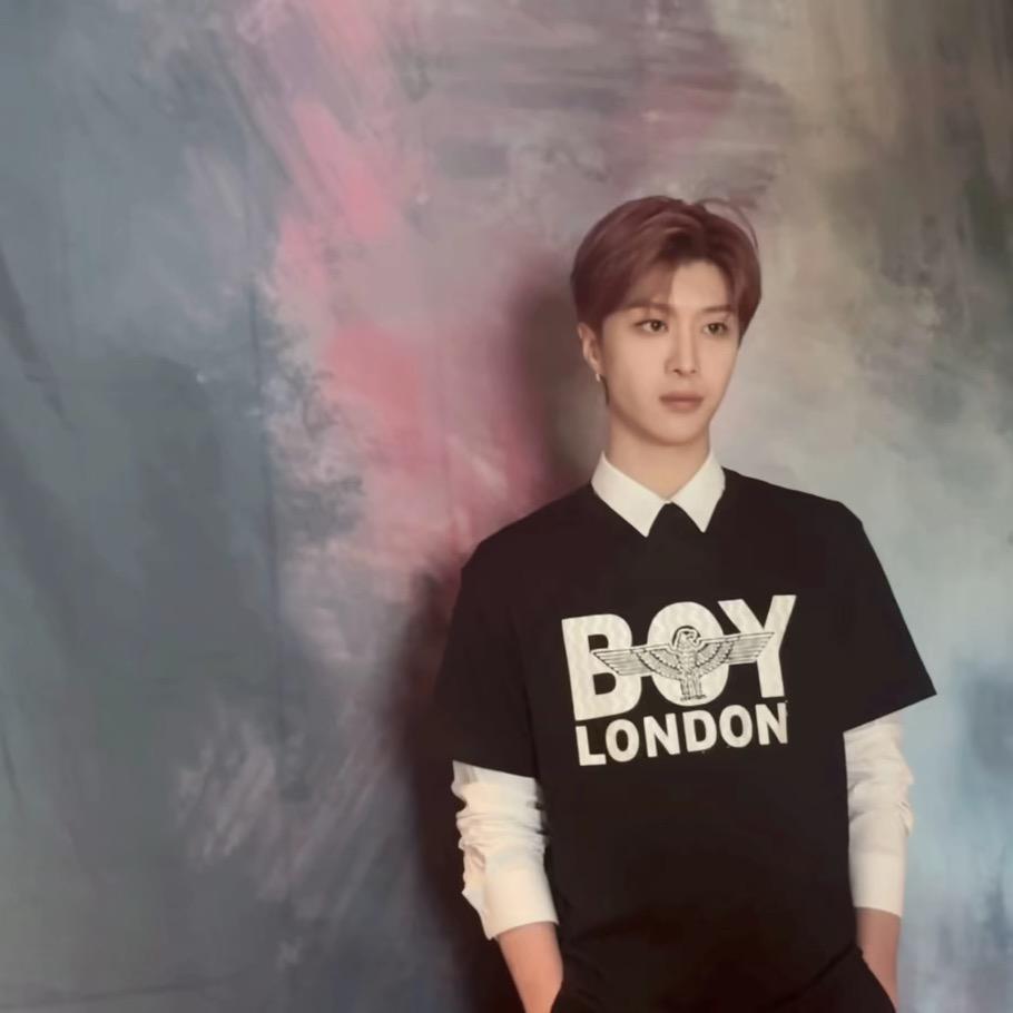 年冬悲伤小猫^.