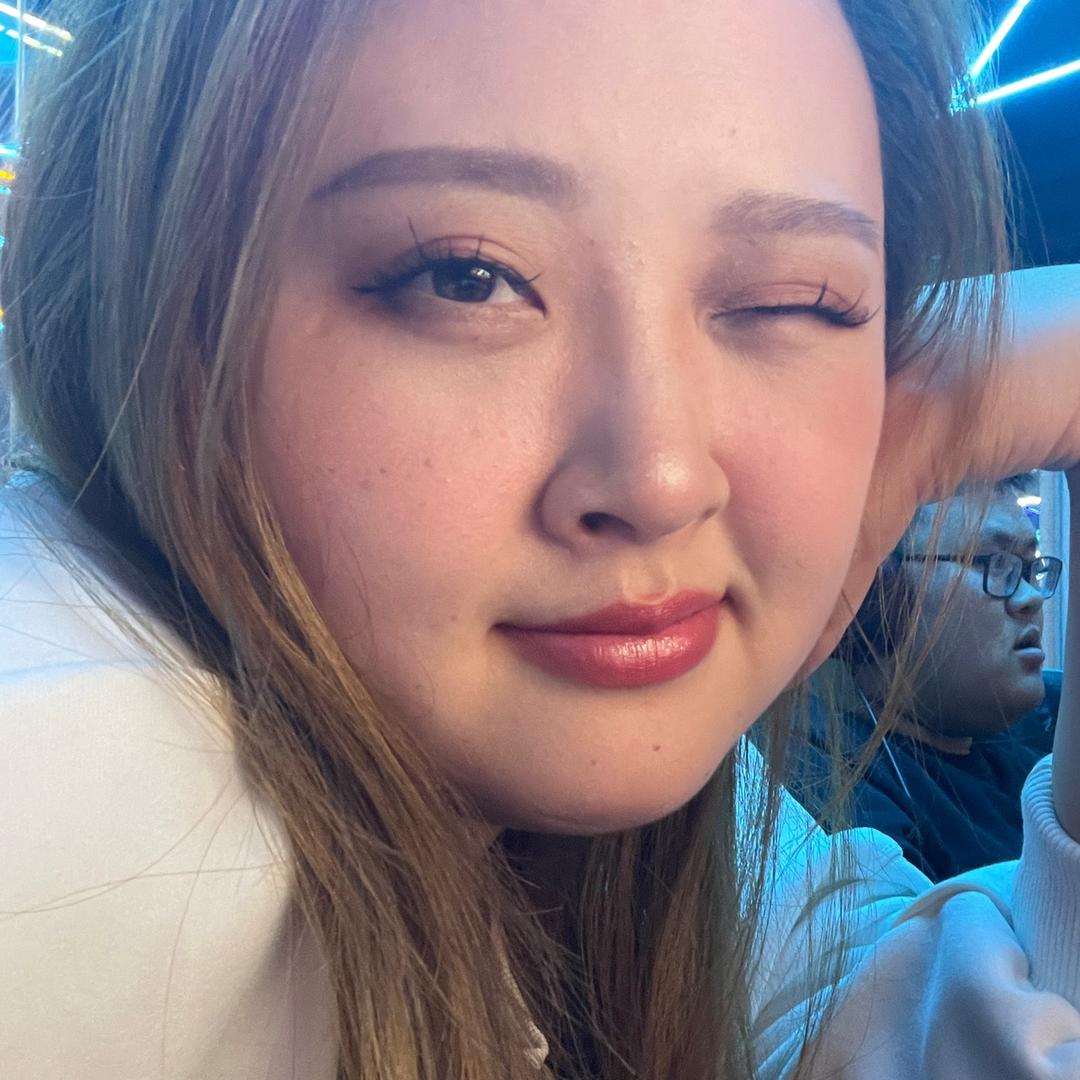 ✨千万存款小富婆🌈🌈🌈