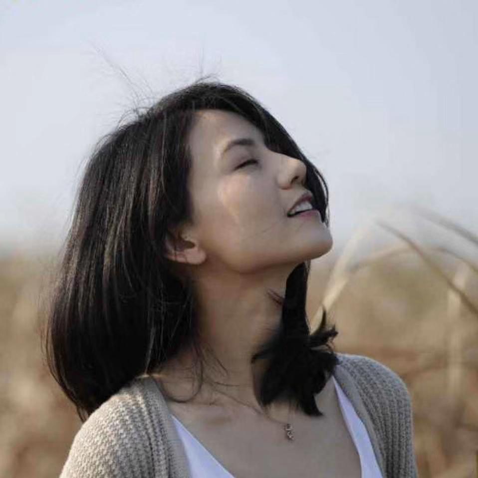 渭南万达英洛易男装 Lily(15点直播