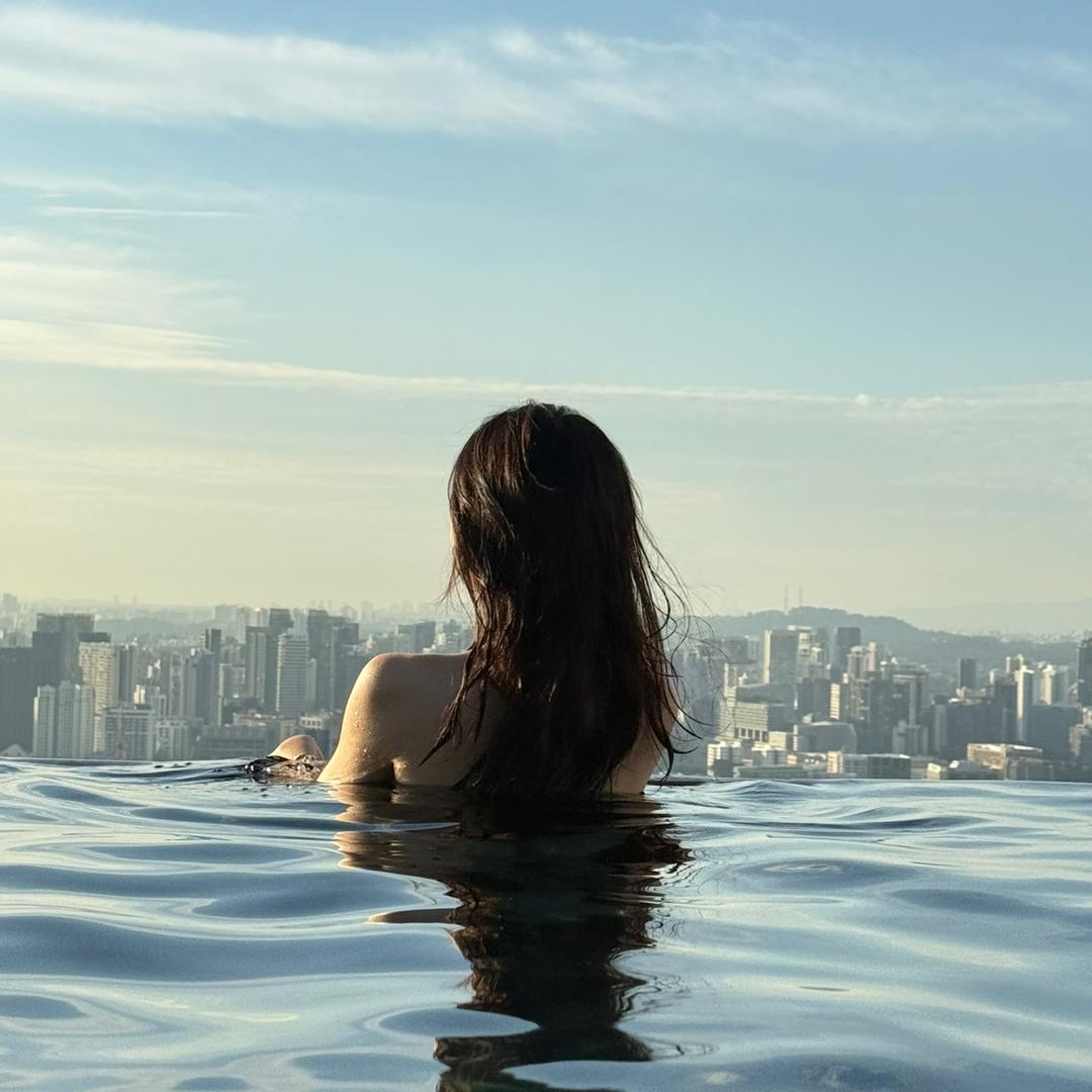 蓝不住了