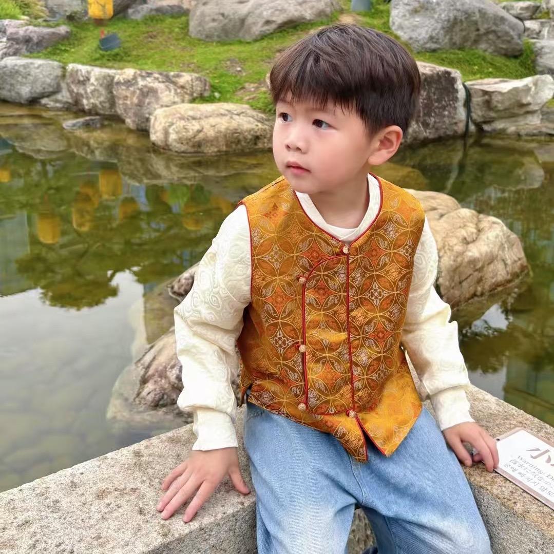 时宜童装丝绸馆