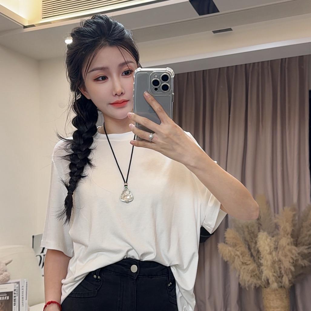 赚大💰(燕子穿搭）