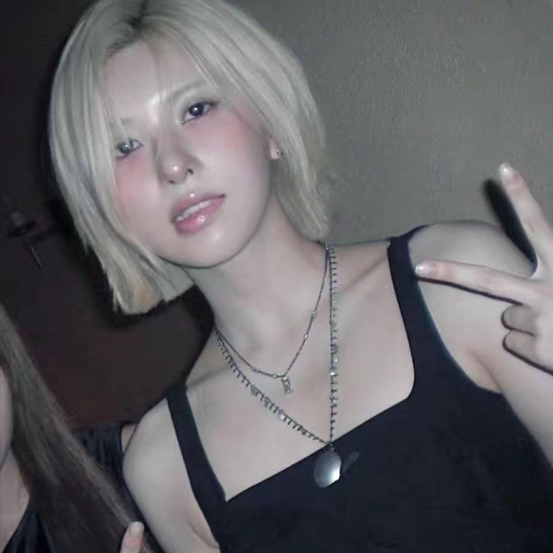 忧郁的村民666