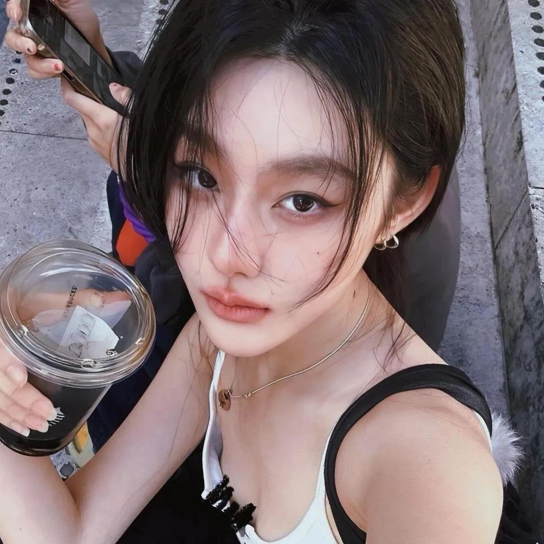 新世纪联华超市伴随野花1来直播