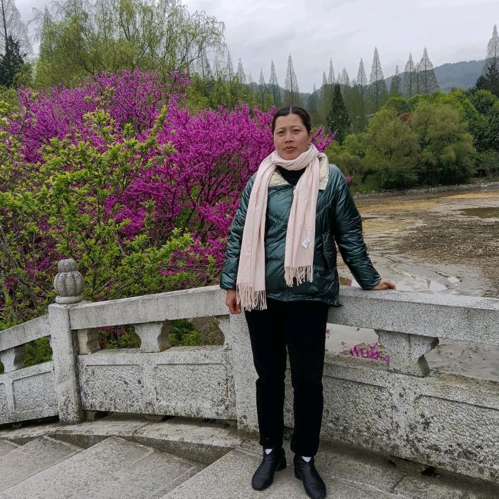 井冈农家菜余婷