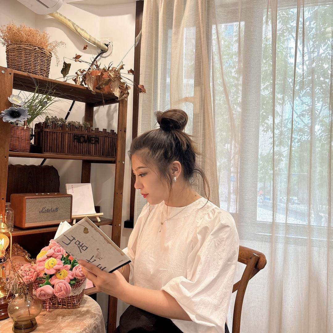 @语桐