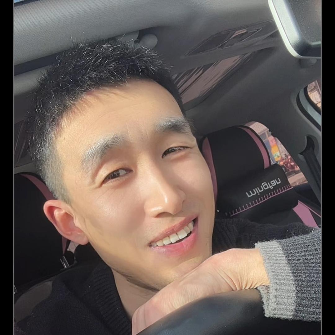一双小眼睛