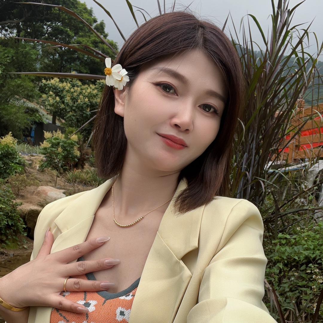 梅姐高端女装