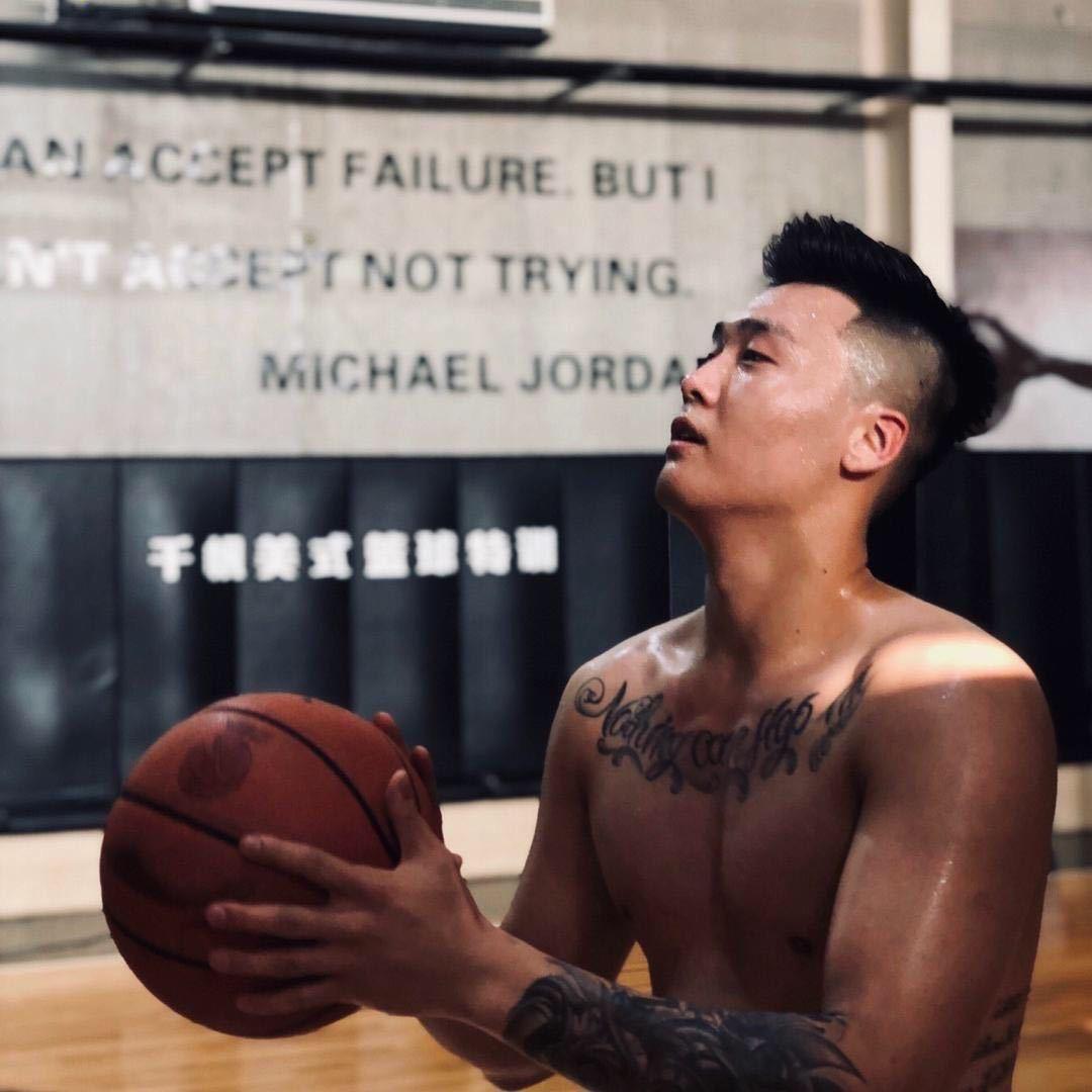👑.23