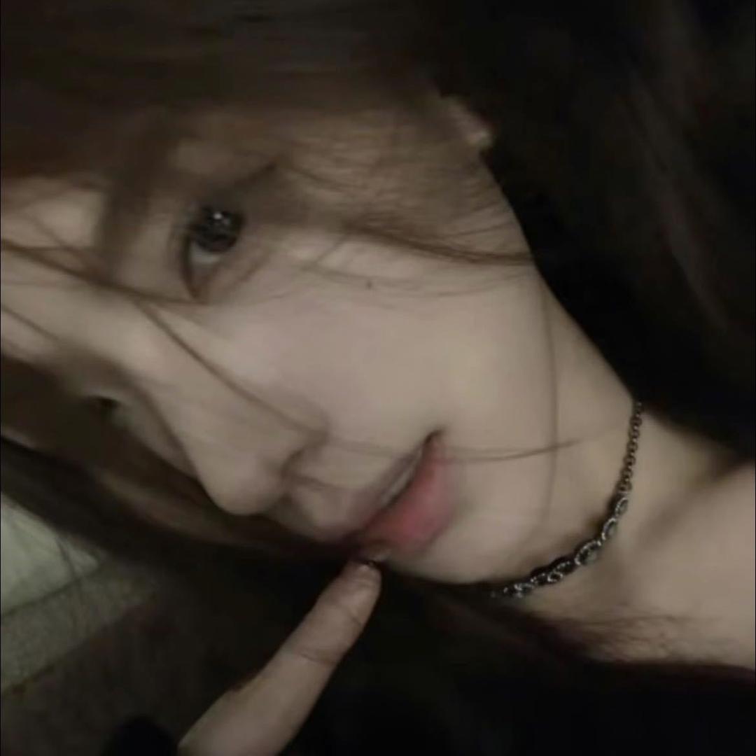 小R