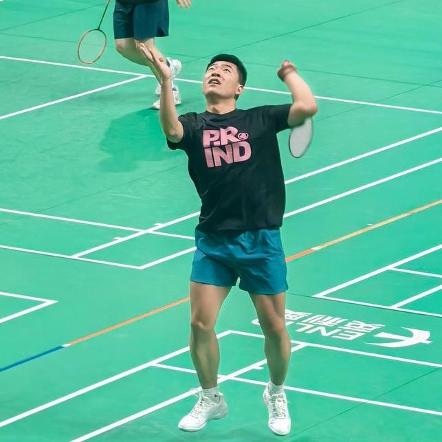 阳泉羽毛球张教练