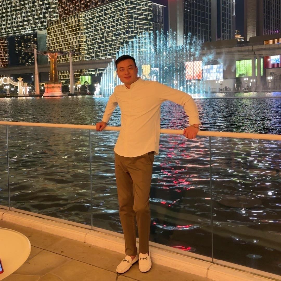 焕然一新的阿红