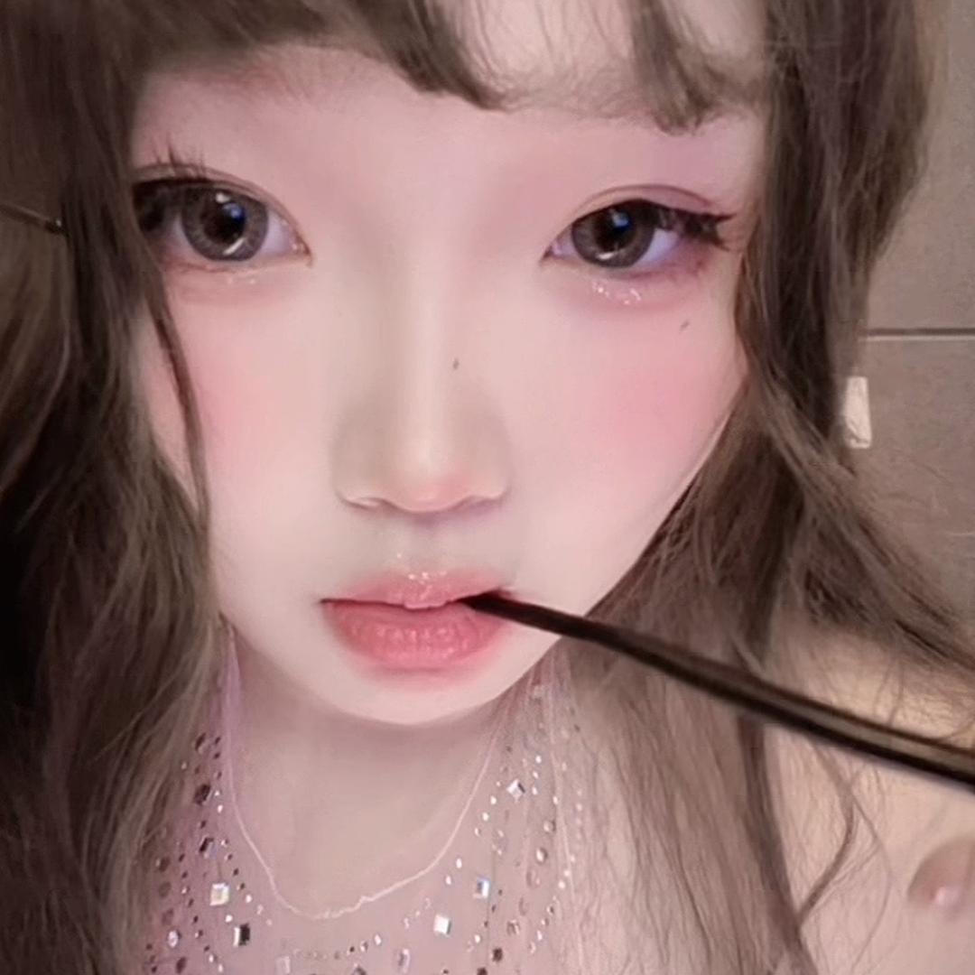 李呢呢