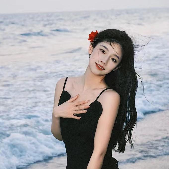 欣欣向筝