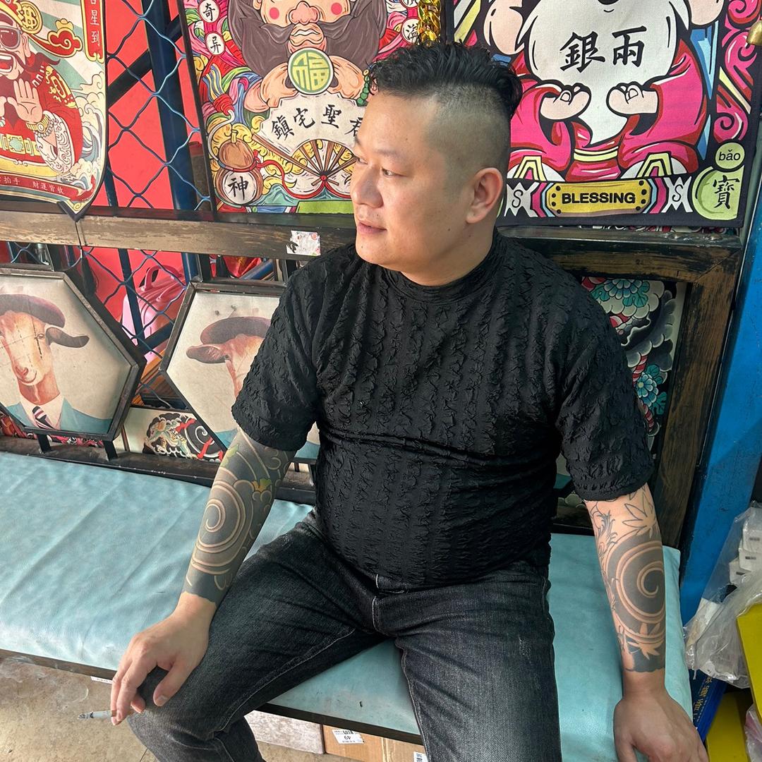 小博 ［航哥 ］发小