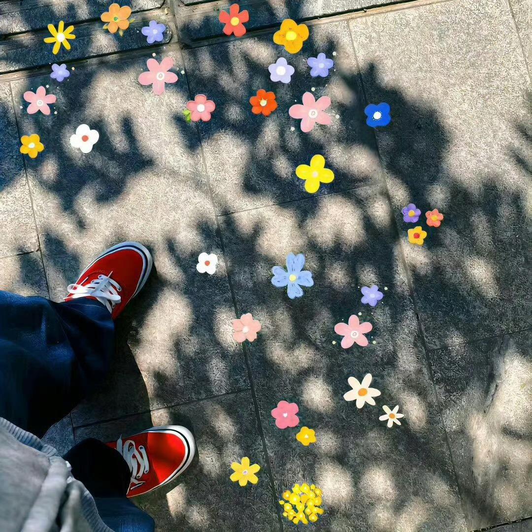 小花花爱小花🌸