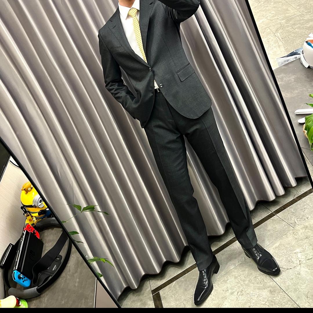 Suit_Feng