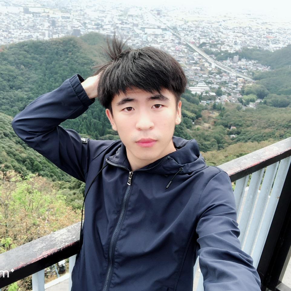 小雨很爱吃