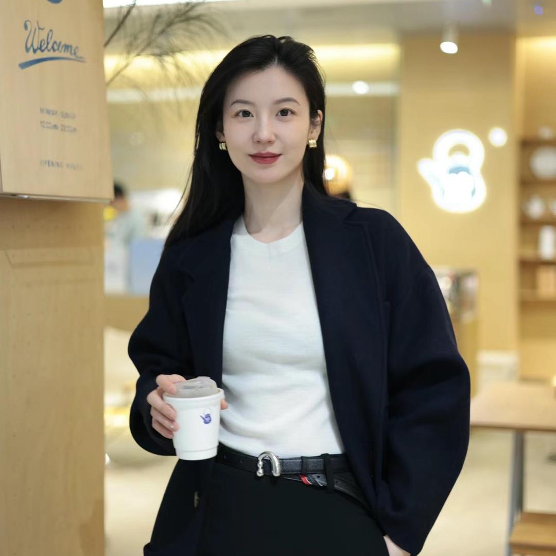 小仪出海