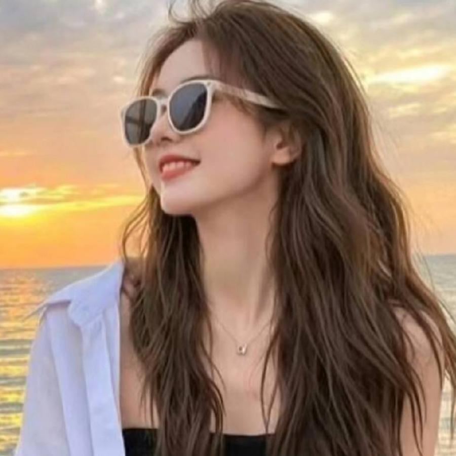 ༺˃̣̣ယုမ်ႉ˂̣̣༻