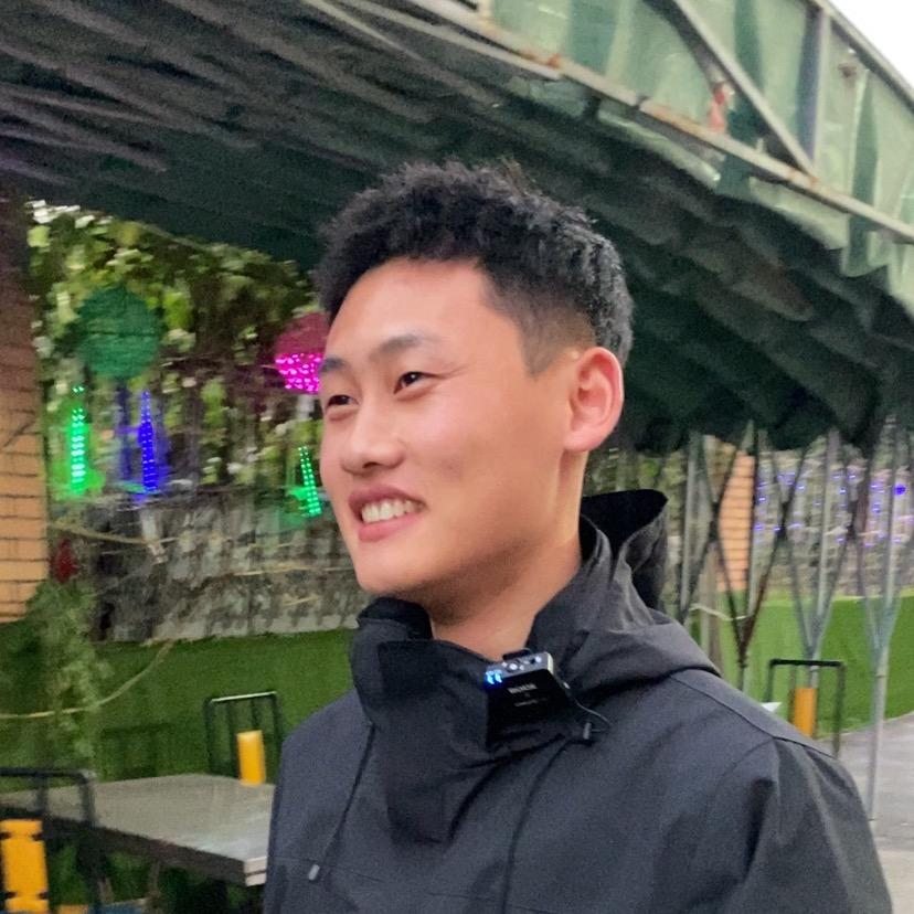 小黑馋了