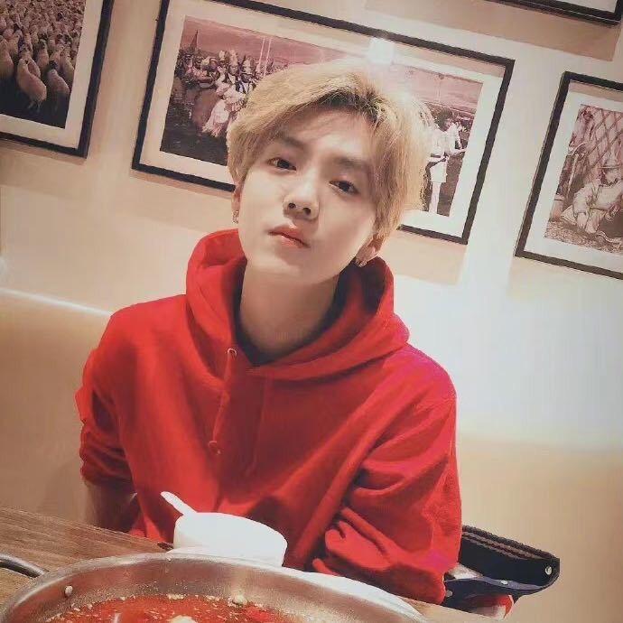 星期八恋爱ฅ՞••՞ฅ