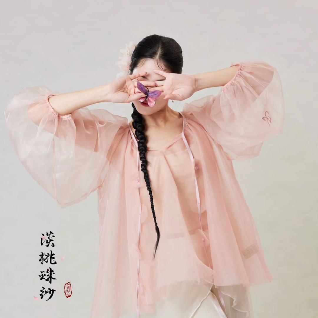 月桂树下的玉兔