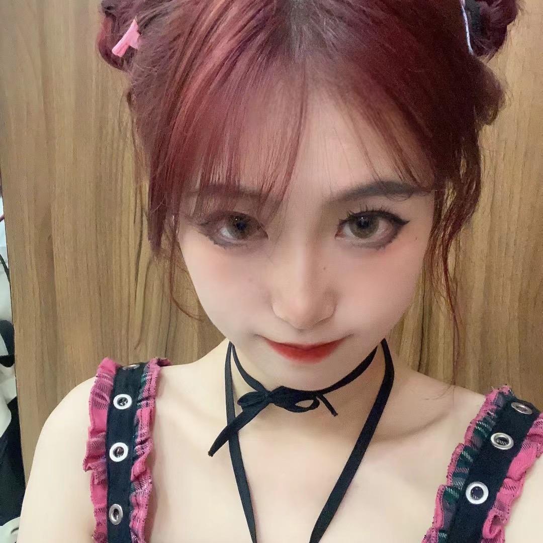 爱喝奶茶的奶茶子