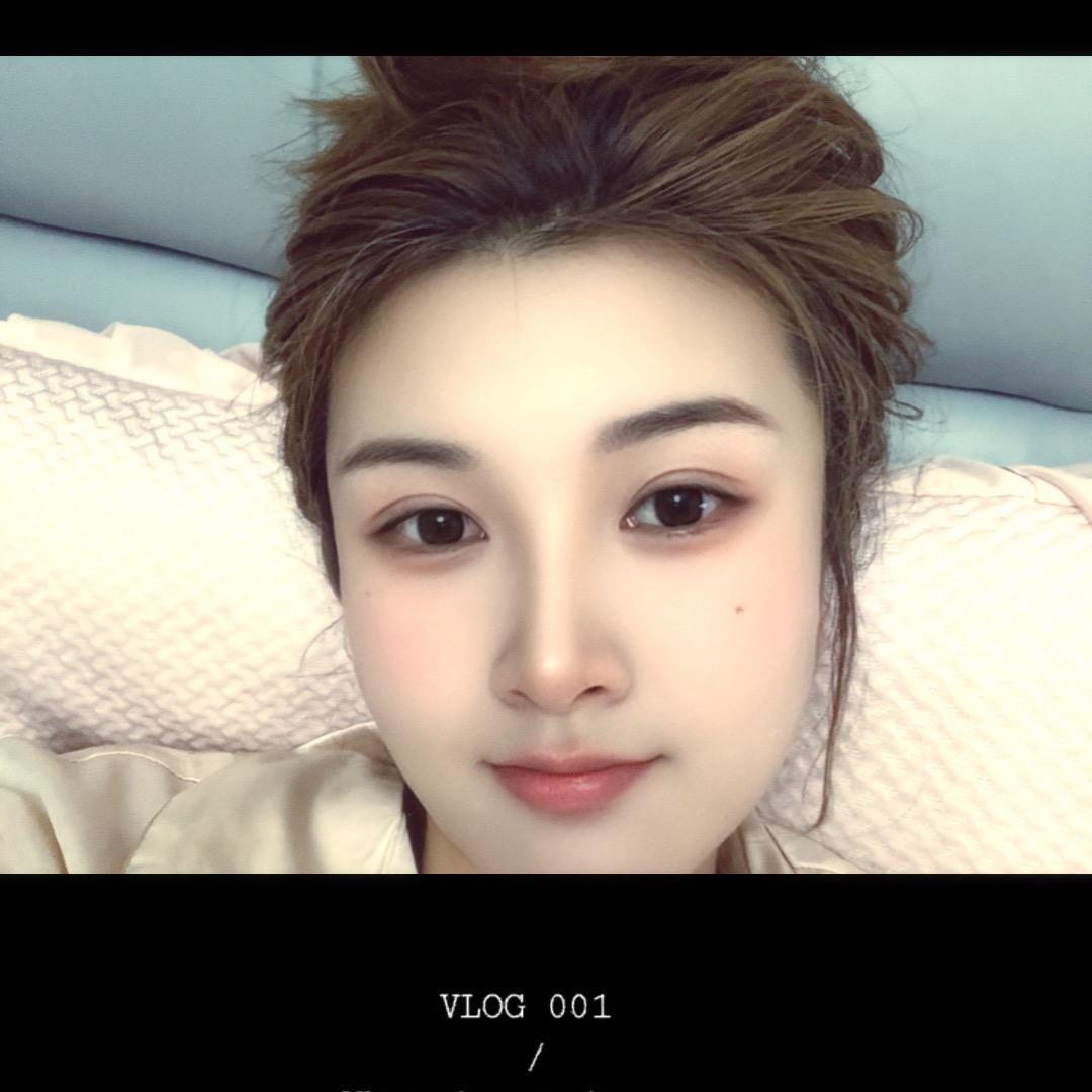 初见💕11月22日生日🧁🧁