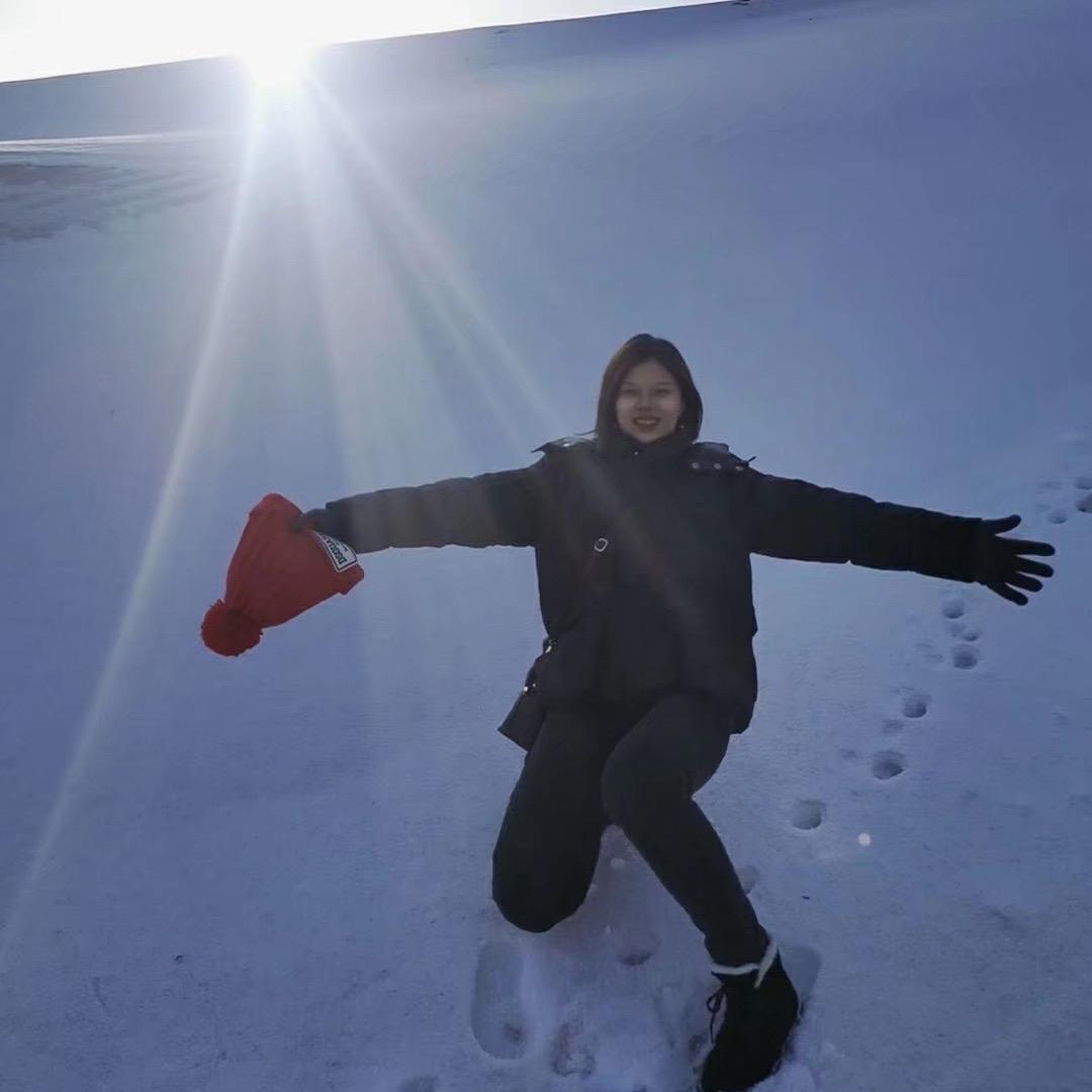 👩‍🎓沿途的花会一直开