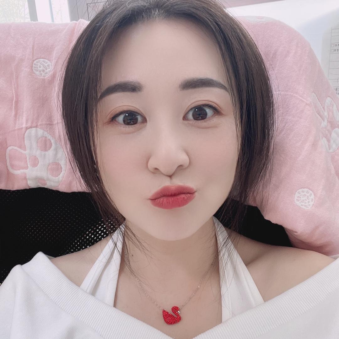 一颗柠檬塔塔🍋