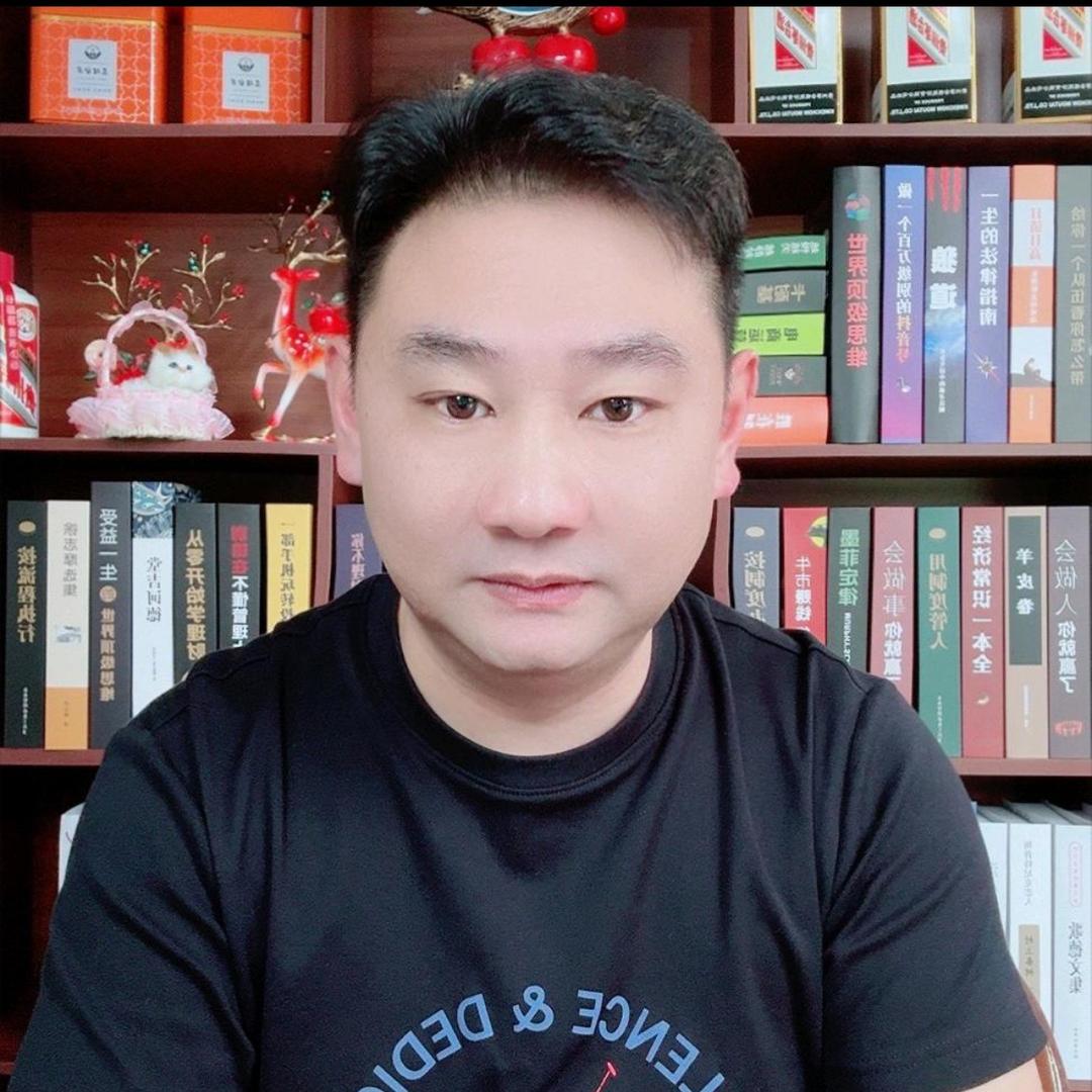 小龙聊国际