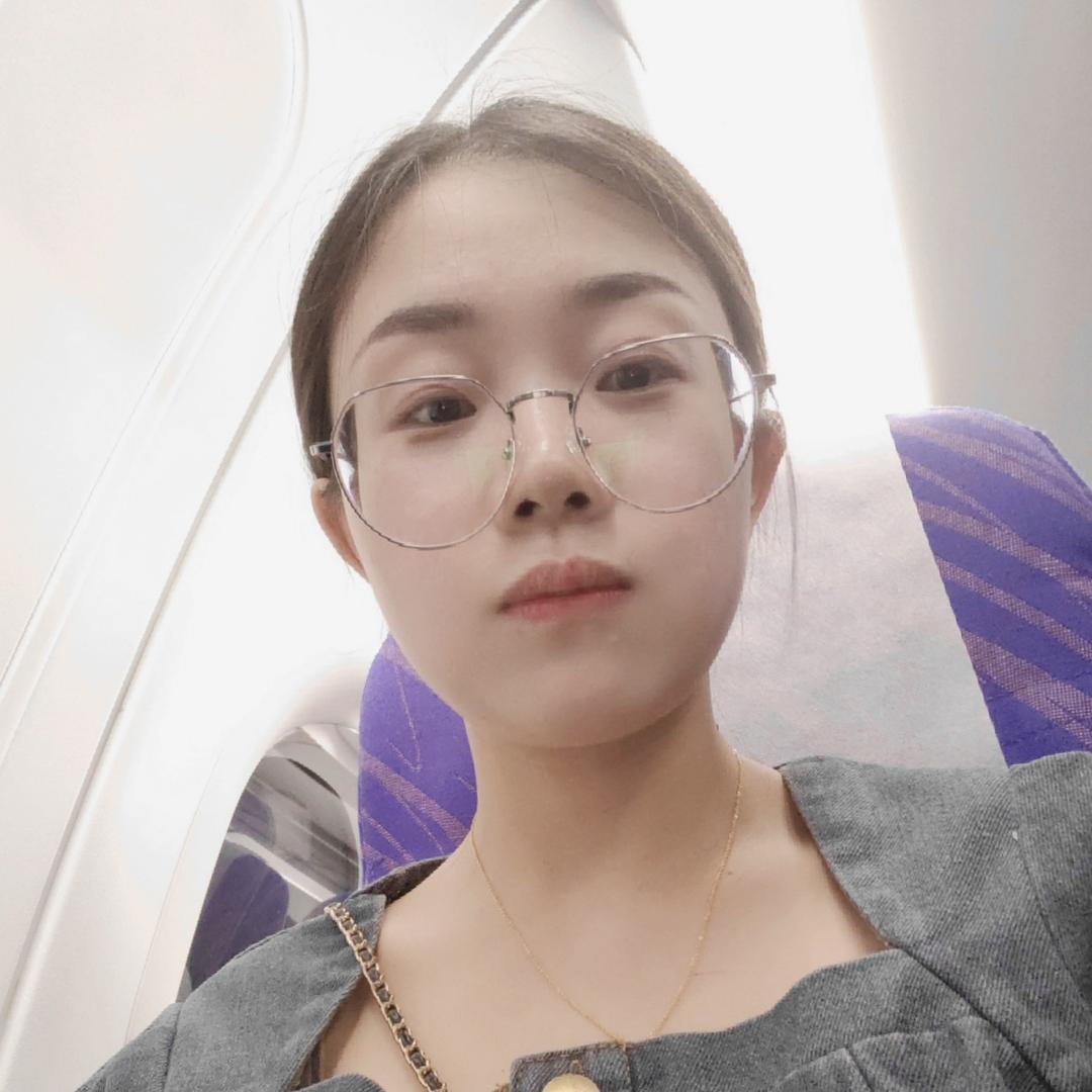 婷婷爱吃辣条