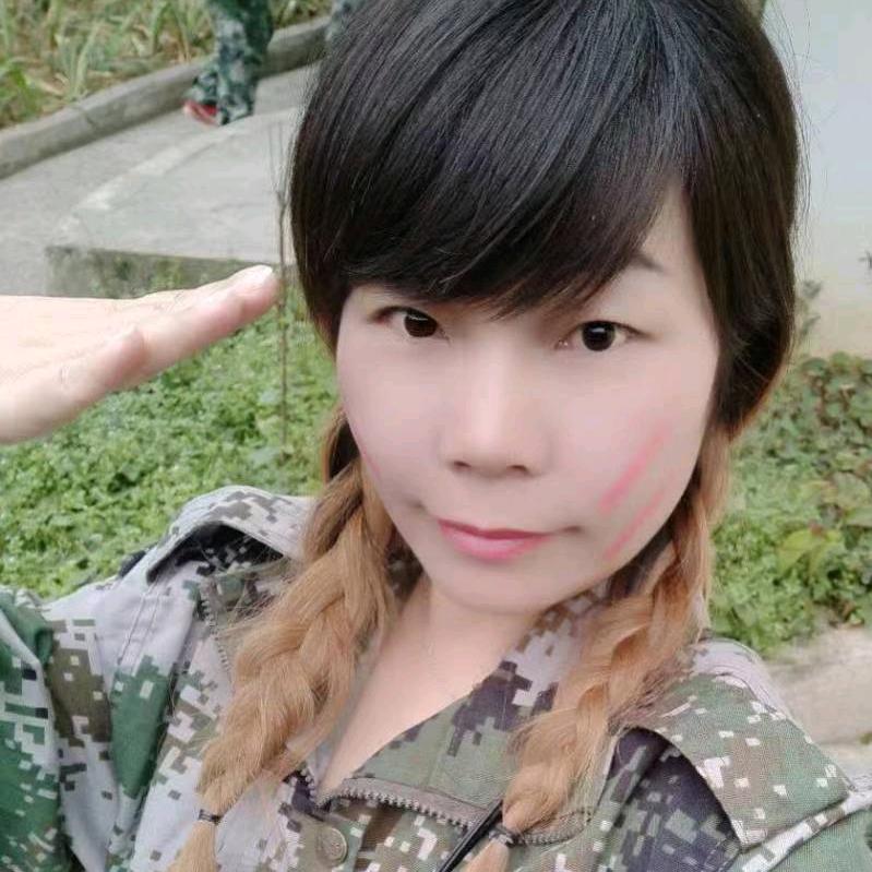 容容@