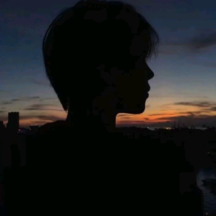 别让我们变成回忆