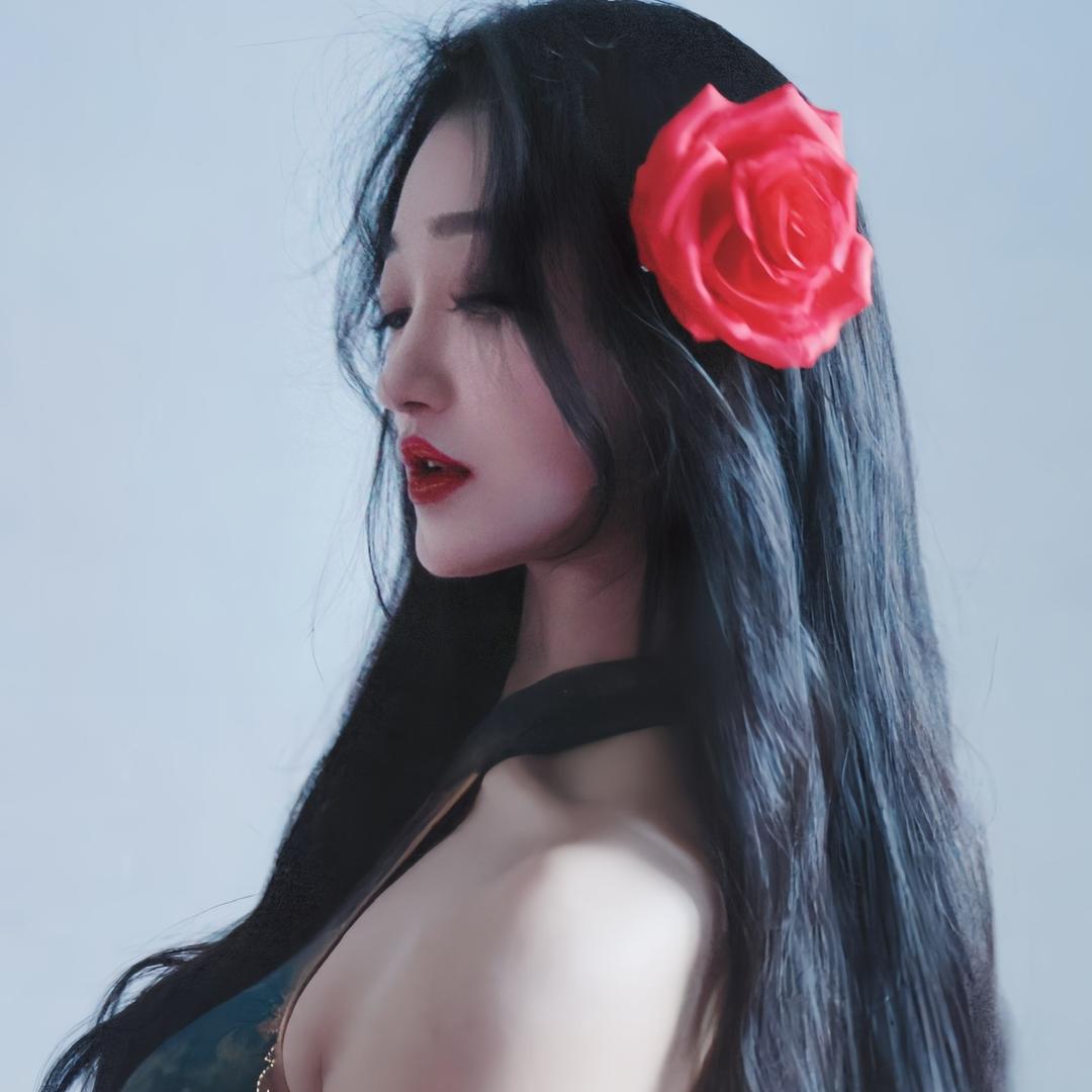 慕曦.