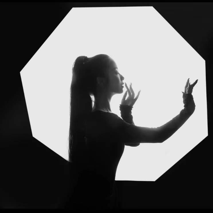 冯小墨不磨叽🌻