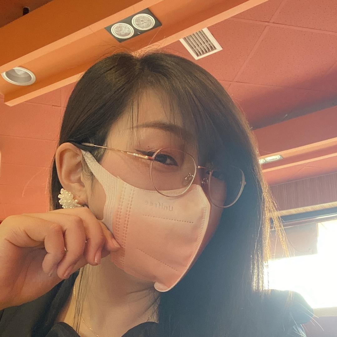 野野媚魅