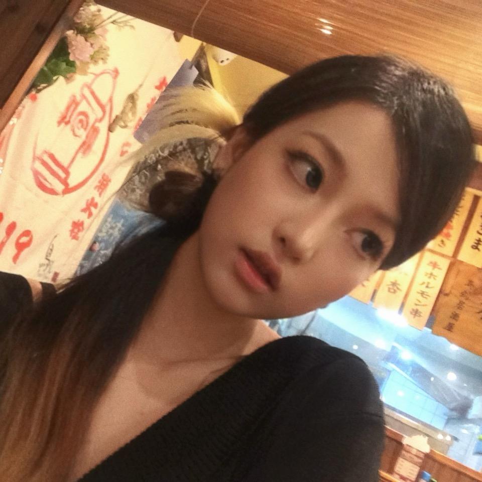 话很密的婚纱礼服师