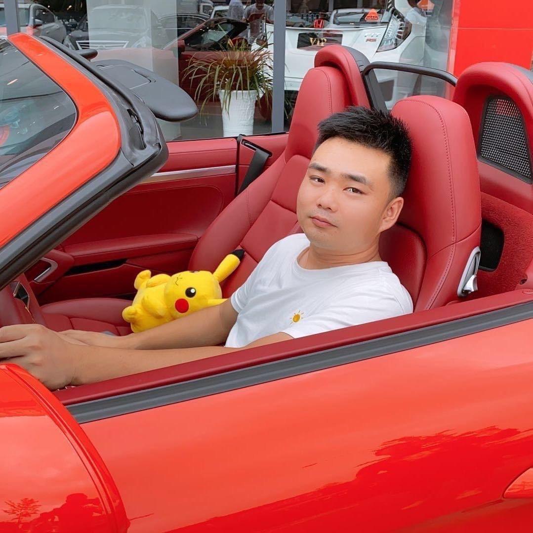 极亚汽车