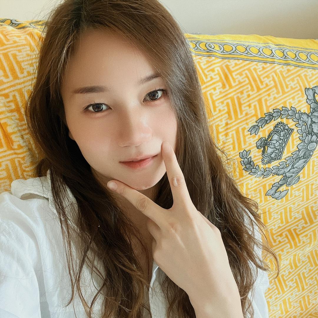 堡一娜朵洗脸吧     娜妮
