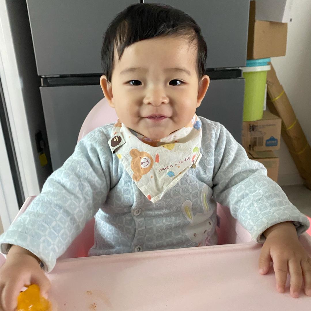 年糕开饭了🥣